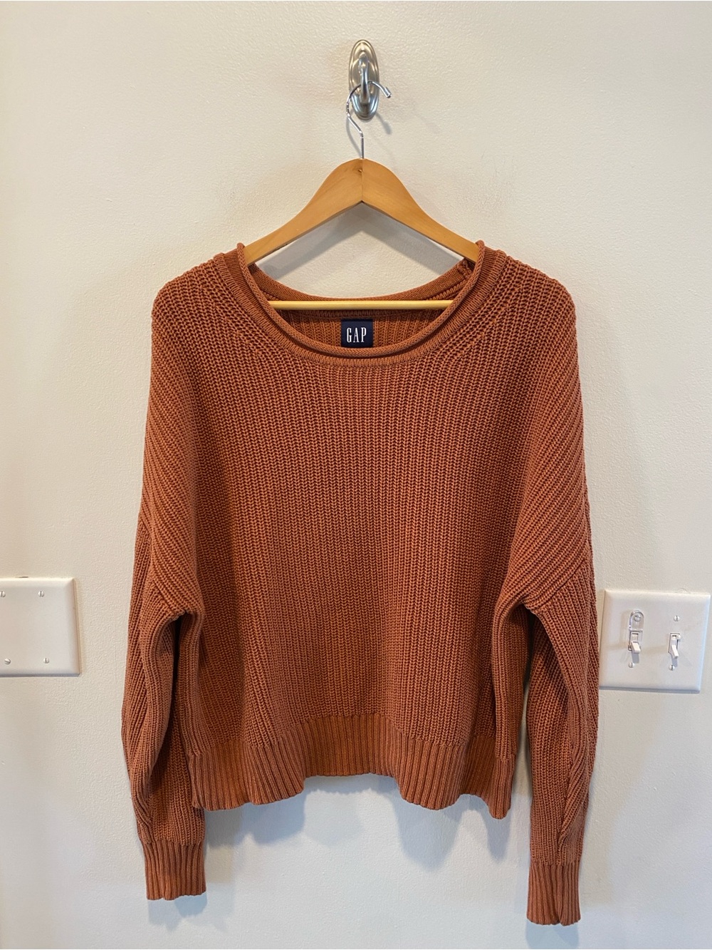 Gap womens roll neck fisherman sweater size Large rust 100% cotton chunky knit